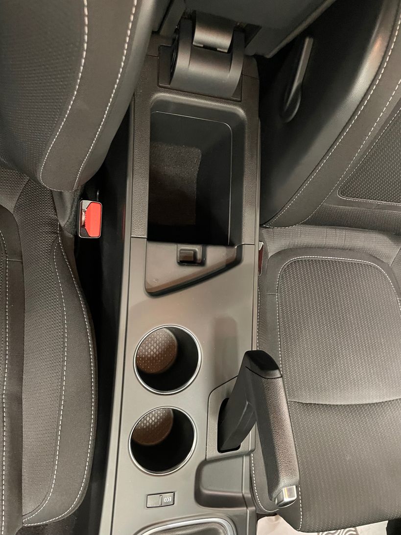 RENAULT MEGANE IV BERLINE 2021 - Photo n°28