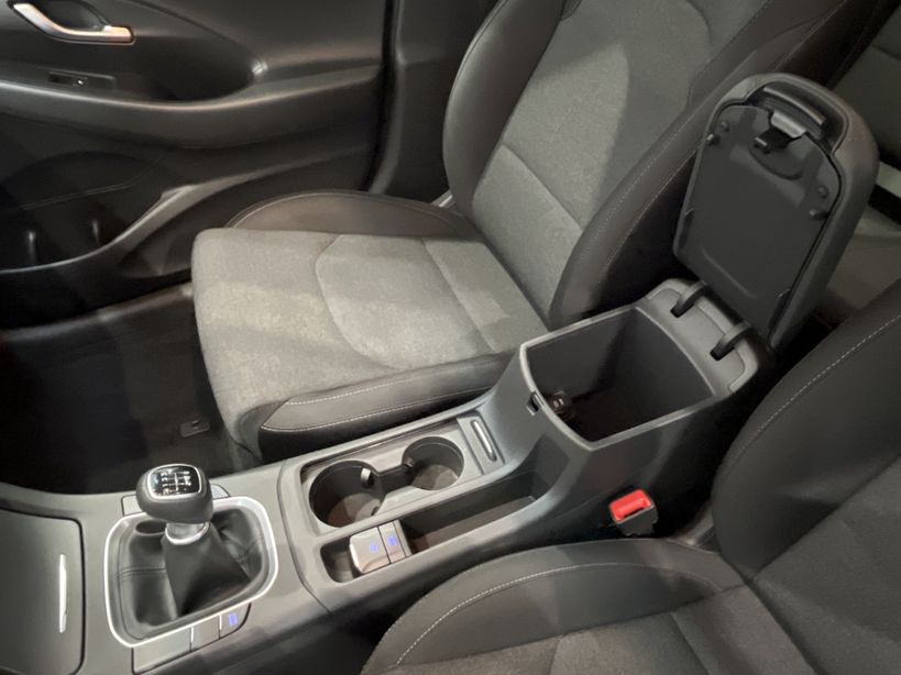 HYUNDAI i30 2022 - Photo n°22