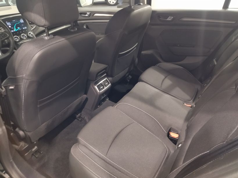 RENAULT MEGANE IV ESTATE 2021 - Photo n°30