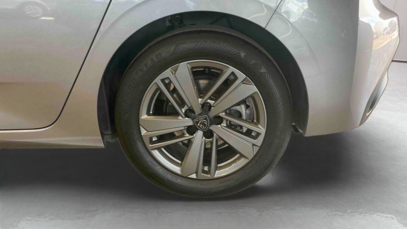 PEUGEOT 308 2023 - Photo n°15