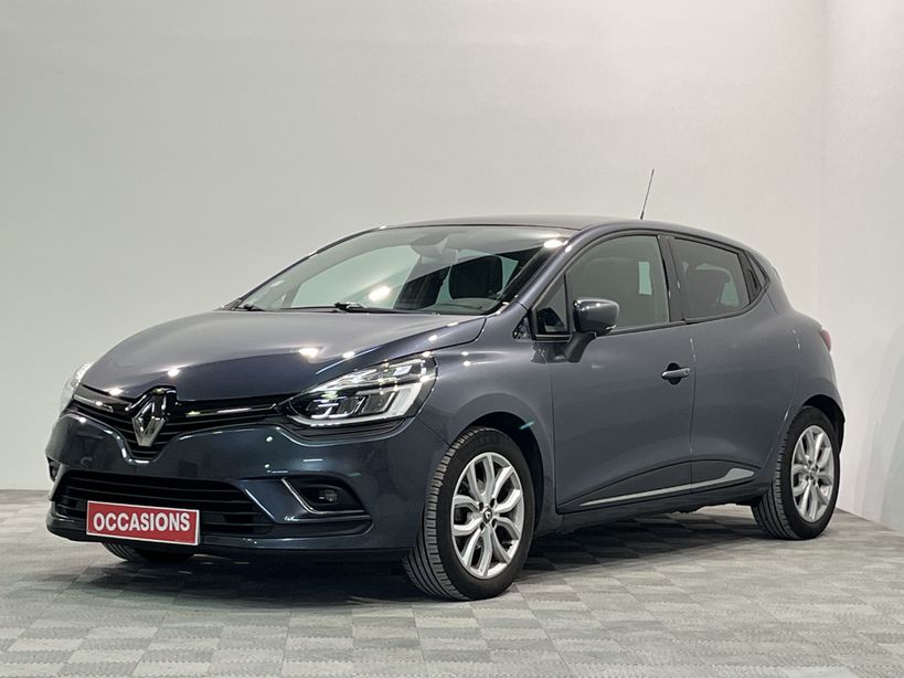 RENAULT CLIO IV 2017 - Photo n°1