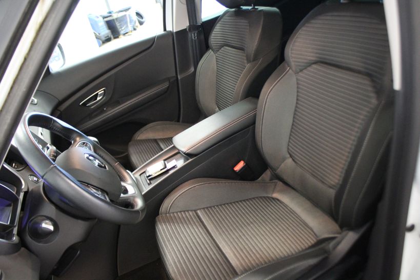 RENAULT SCENIC IV 2018 - Photo n°31