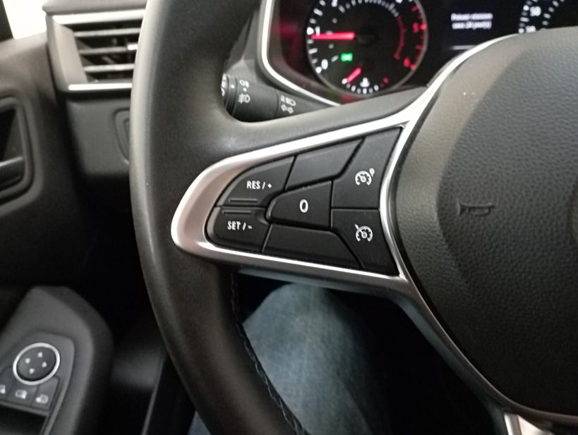 RENAULT CLIO V 2019 - Photo n°25