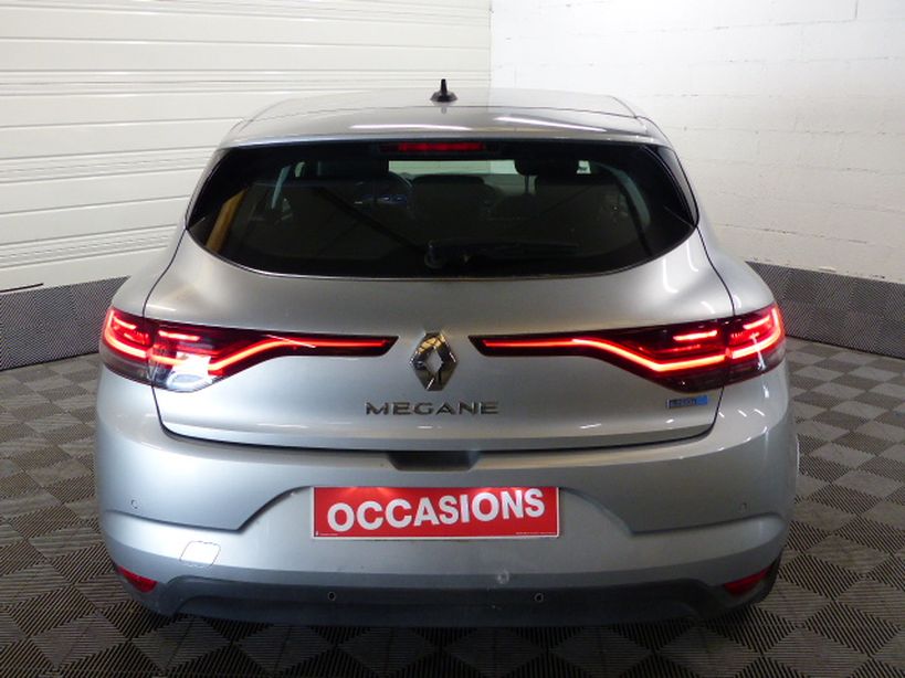 RENAULT MEGANE IV BERLINE 2021 - Photo n°7