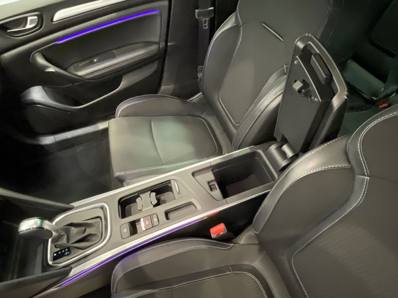 RENAULT MEGANE IV BERLINE 2023 - Photo n°21