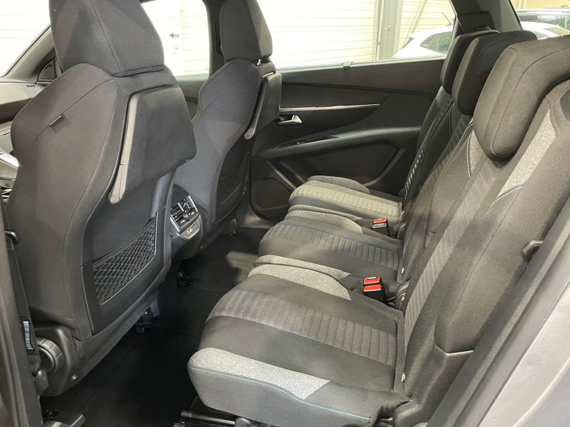 PEUGEOT 5008 2023 - Photo n°12