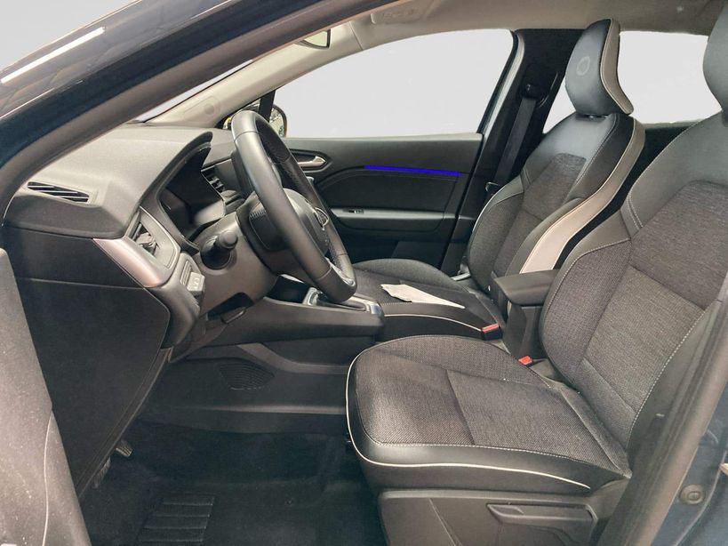 RENAULT CAPTUR 2023 - Photo n°10
