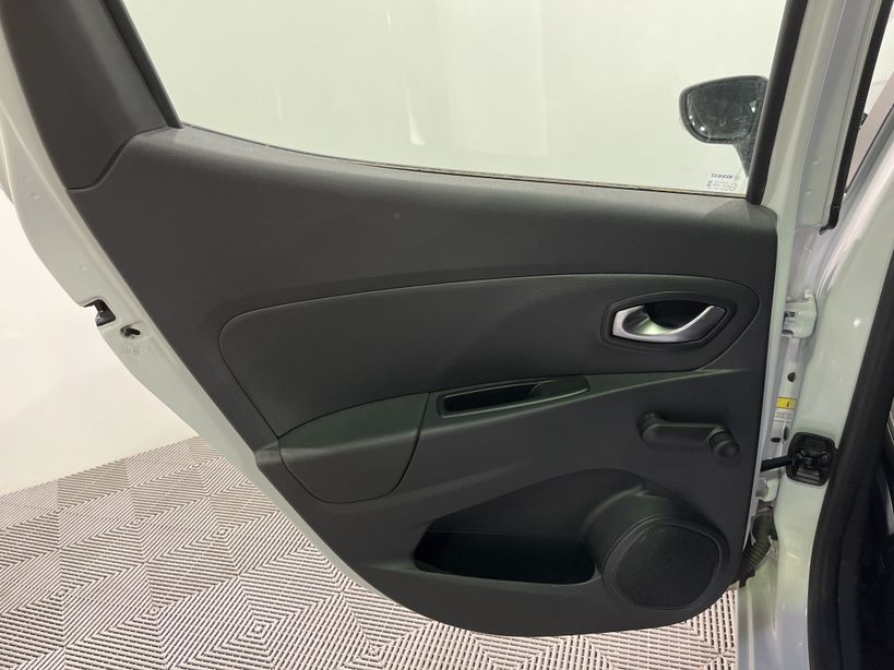 RENAULT CLIO IV 2019 - Photo n°34