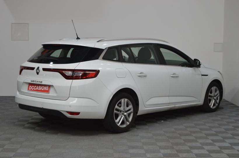 RENAULT MEGANE IV ESTATE BUSINESS 2017 - Photo n°4