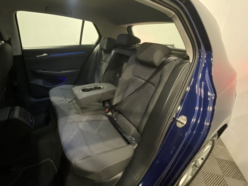 VOLKSWAGEN GOLF 2023 - Photo n°10