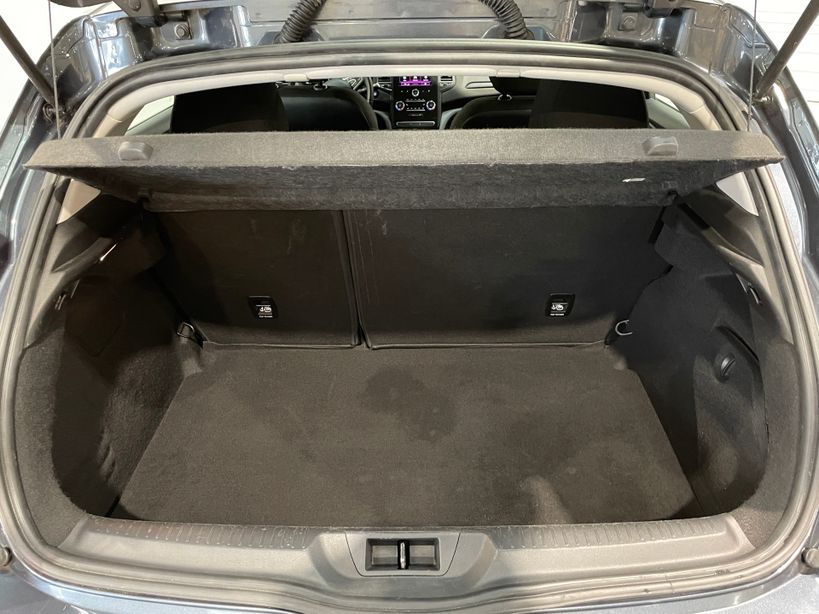 RENAULT MEGANE IV BERLINE BUSINESS 2020 - Photo n°37