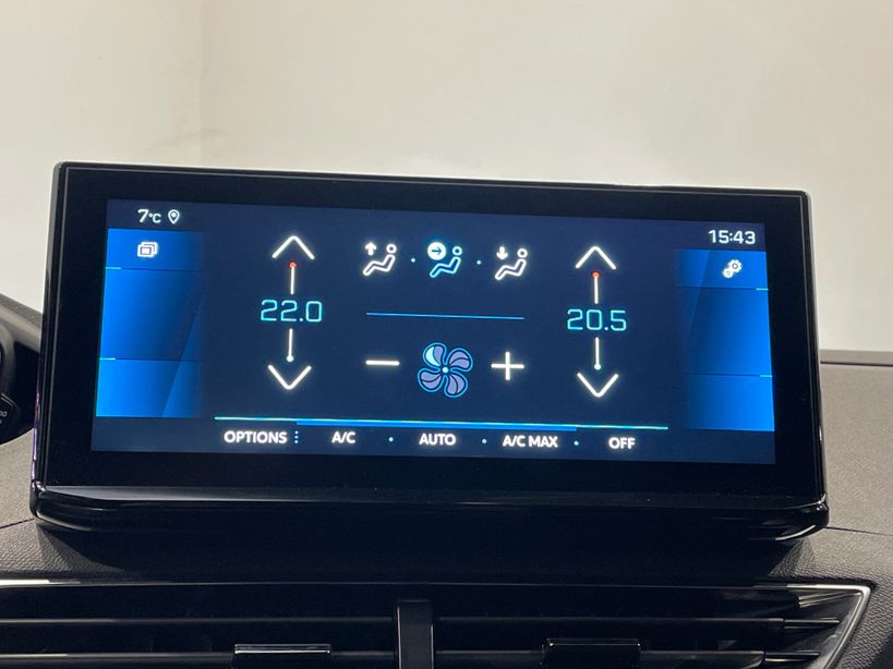 PEUGEOT 5008 2023 - Photo n°15