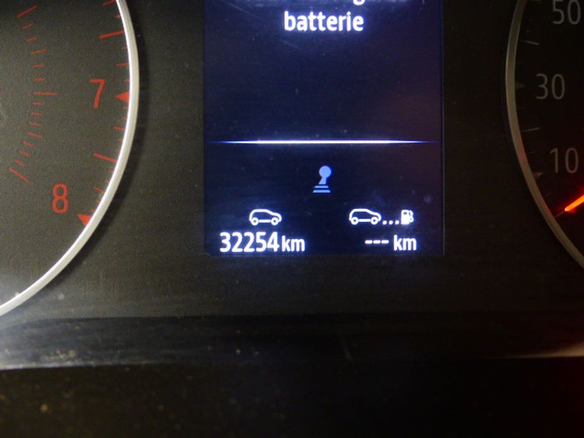 RENAULT CLIO V 2021 - Photo n°9