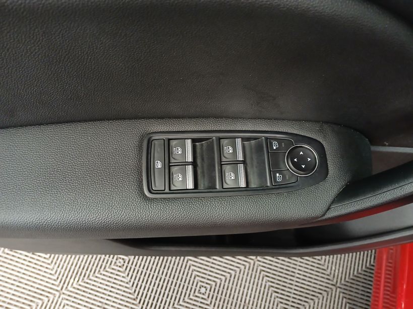 RENAULT CAPTUR 2022 - Photo n°11