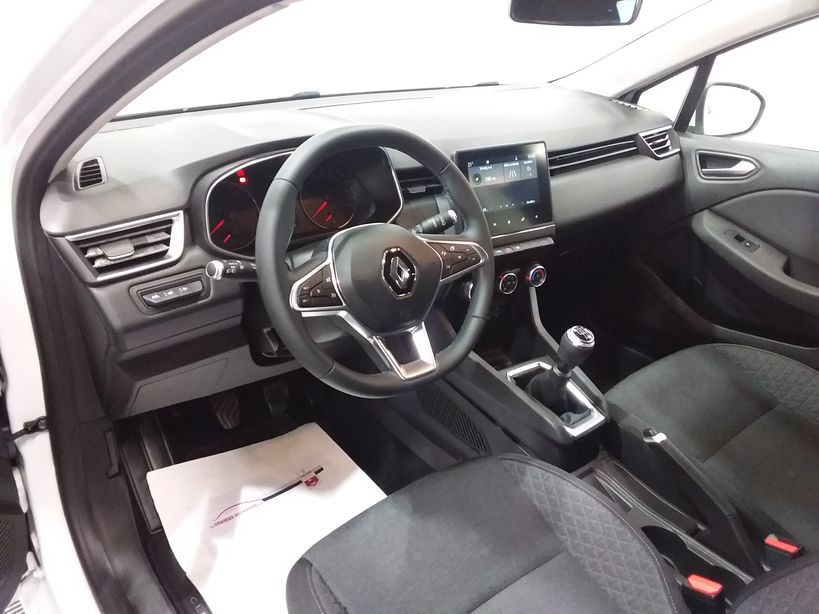 RENAULT CLIO V 2019 - Photo n°13