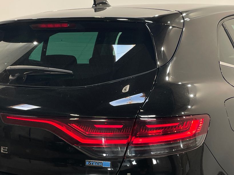 RENAULT MEGANE IV BERLINE 2021 - Photo n°8