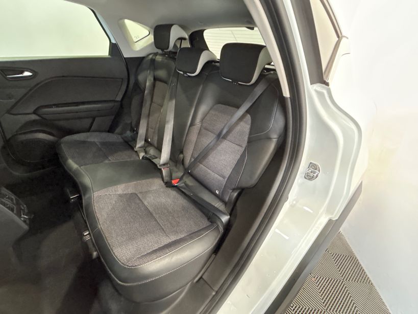 RENAULT CAPTUR 2022 - Photo n°10