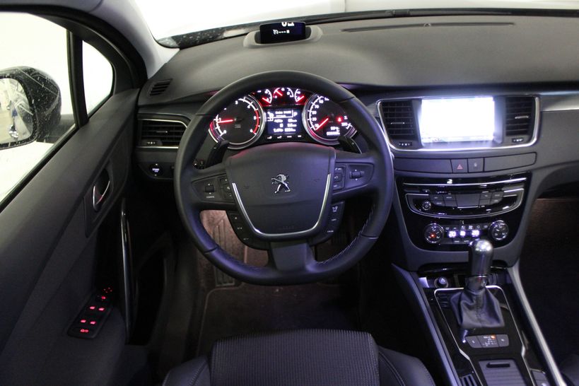 PEUGEOT 508 SW 2018 - Photo n°14