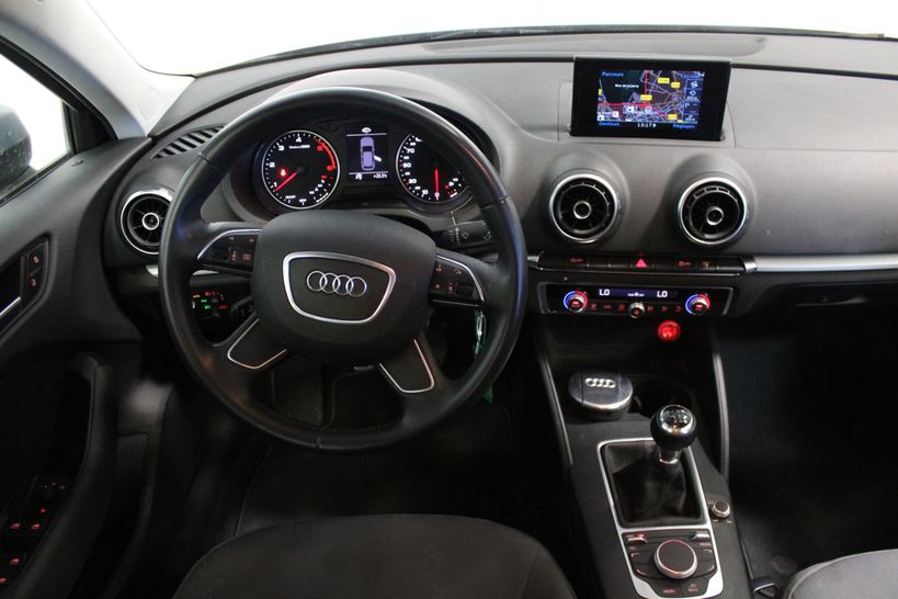 AUDI A3 SPORTBACK BUSINESS 2015 - Photo n°12