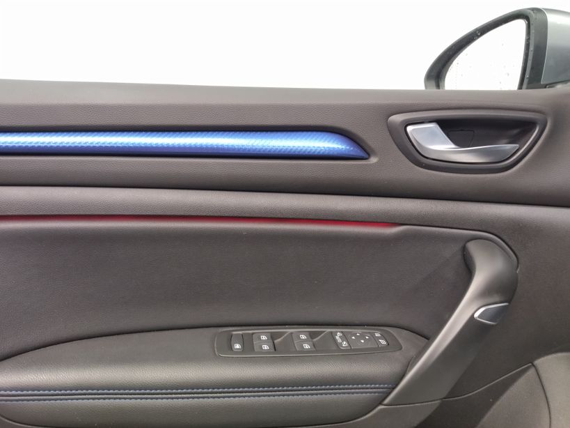 RENAULT MEGANE IV BERLINE 2020 - Photo n°23