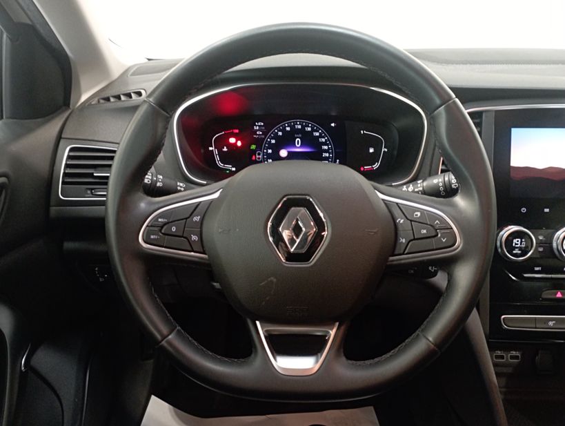 RENAULT MEGANE IV BERLINE 2021 - Photo n°14