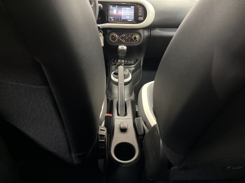 RENAULT TWINGO III 2021 - Photo n°36