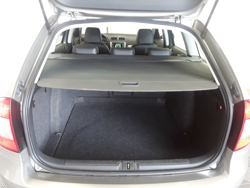 SKODA OCTAVIA COMBI 2012 - Photo n°13