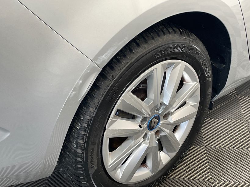 RENAULT MEGANE IV ESTATE 2021 - Photo n°5