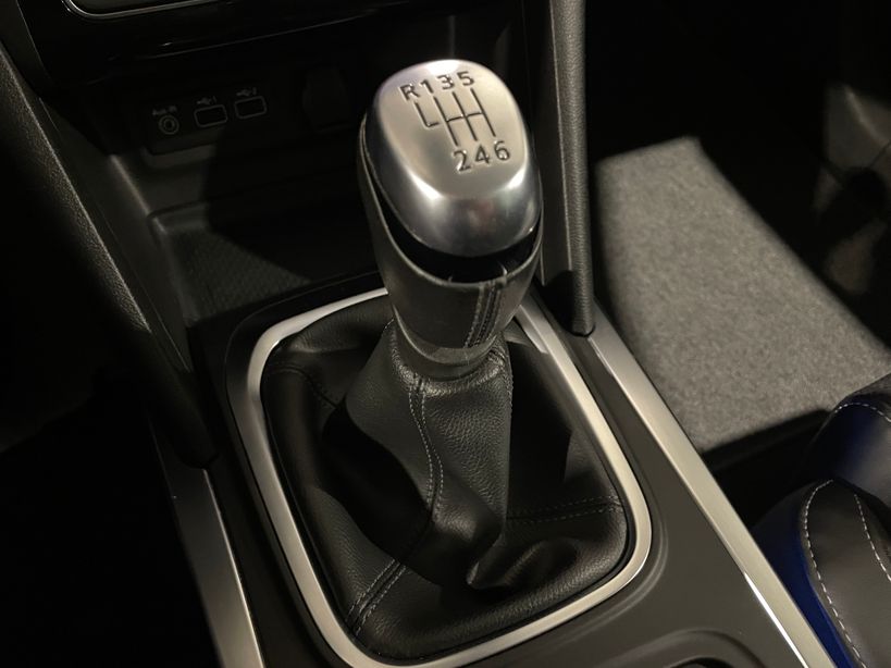 RENAULT MEGANE IV BERLINE 2022 - Photo n°26