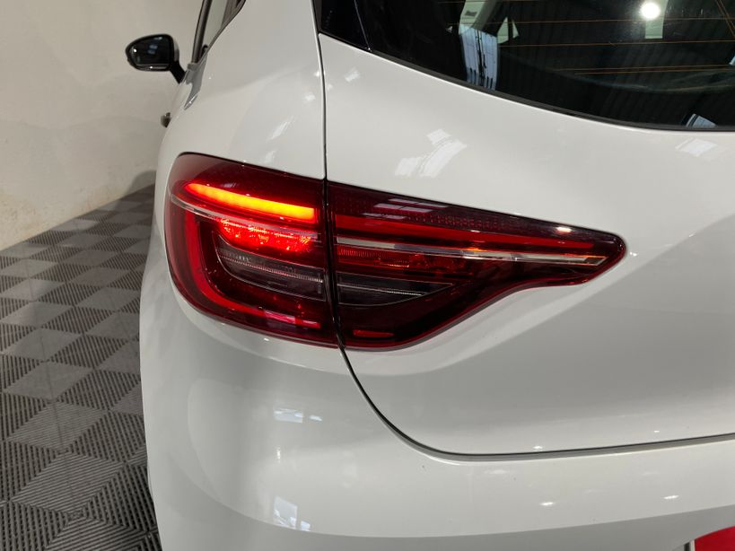 RENAULT CLIO V 2021 - Photo n°8