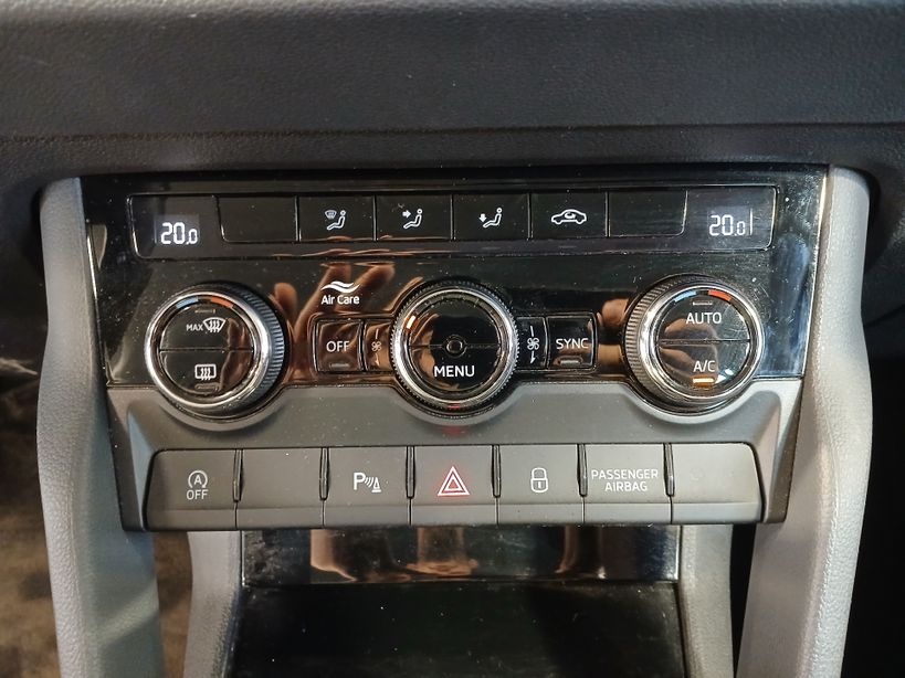 SKODA KAROQ 2023 - Photo n°22