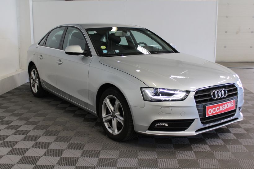 AUDI A4 2013 - Photo n°13