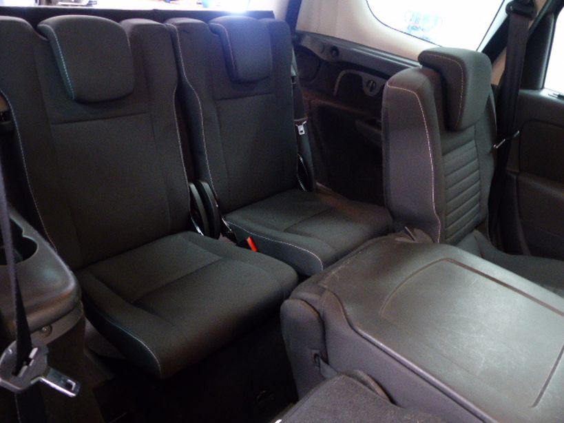 RENAULT GRAND SCENIC III 2015 - Photo n°8