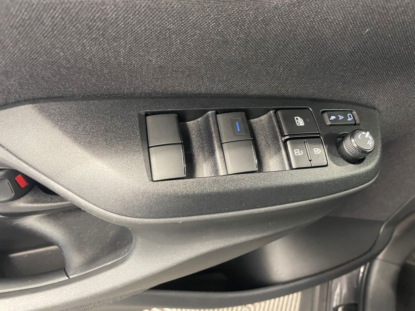 TOYOTA YARIS CROSS HYBRIDE 2023 - Photo n°10