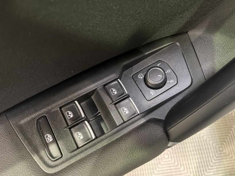 VOLKSWAGEN TIGUAN 2018 - Photo n°35