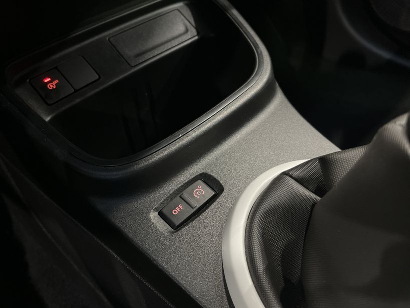 RENAULT TWINGO III 2021 - Photo n°17