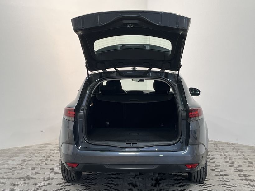 RENAULT MEGANE IV ESTATE 2020 - Photo n°48