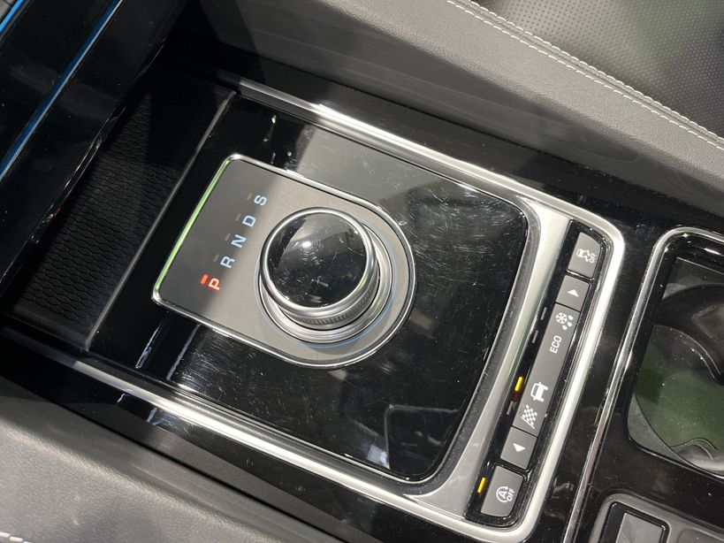 JAGUAR F PACE 2019 - Photo n°19