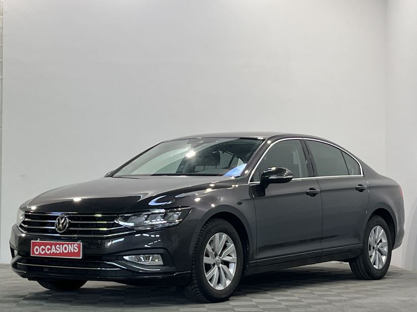 VOLKSWAGEN PASSAT BUSINESS 2019 - Photo n°1
