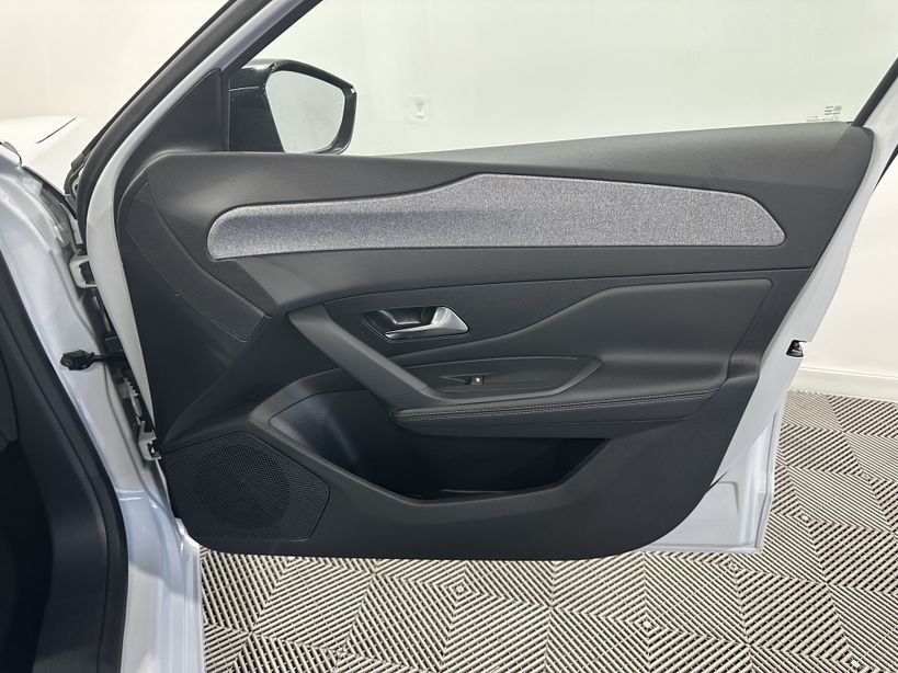 PEUGEOT 308 2025 - Photo n°7