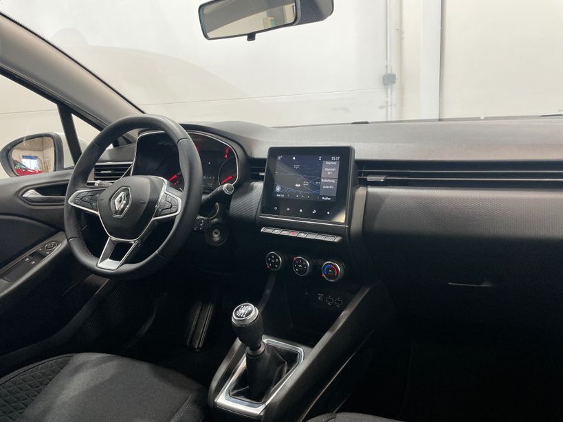 RENAULT CLIO V 2021 - Photo n°9