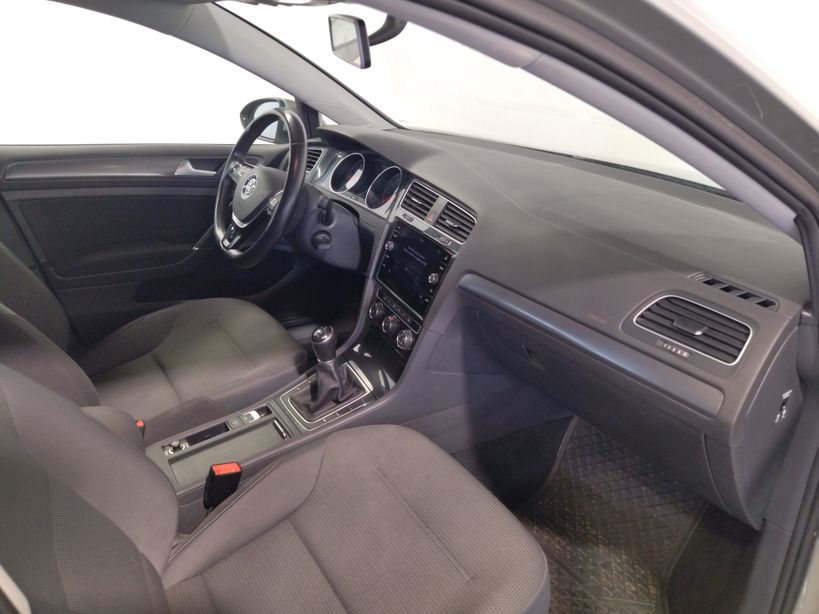 VOLKSWAGEN GOLF SW 2017 - Photo n°8