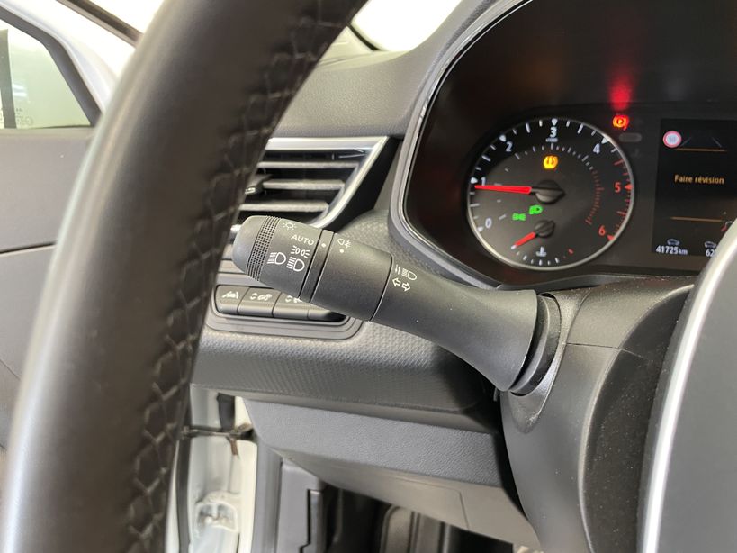 RENAULT CLIO V 2021 - Photo n°24