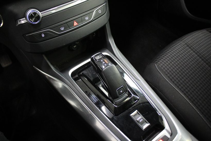 PEUGEOT 308 BUSINESS 2020 - Photo n°23