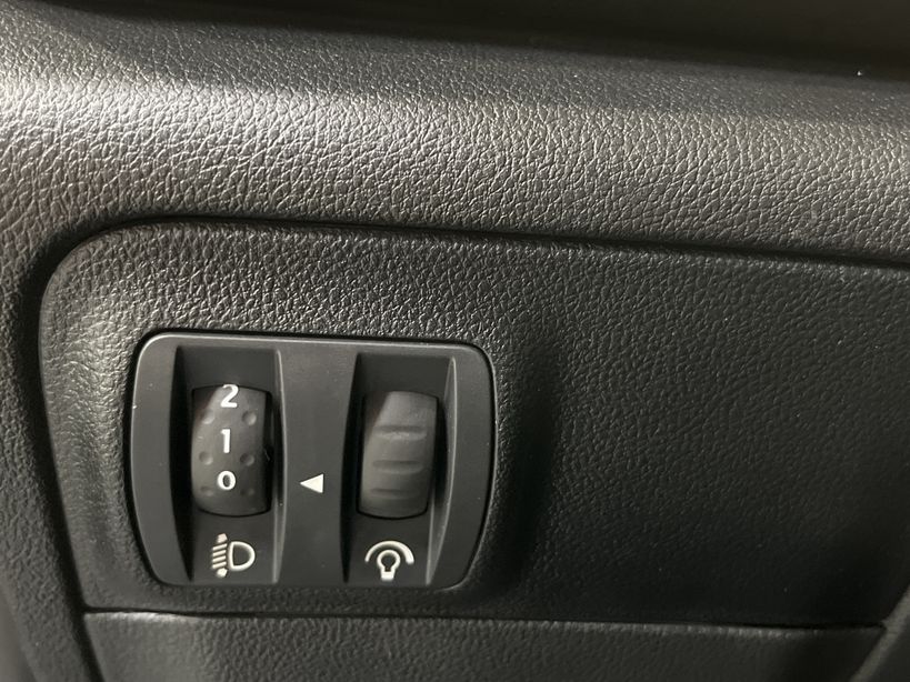 RENAULT MEGANE IV ESTATE 2020 - Photo n°34