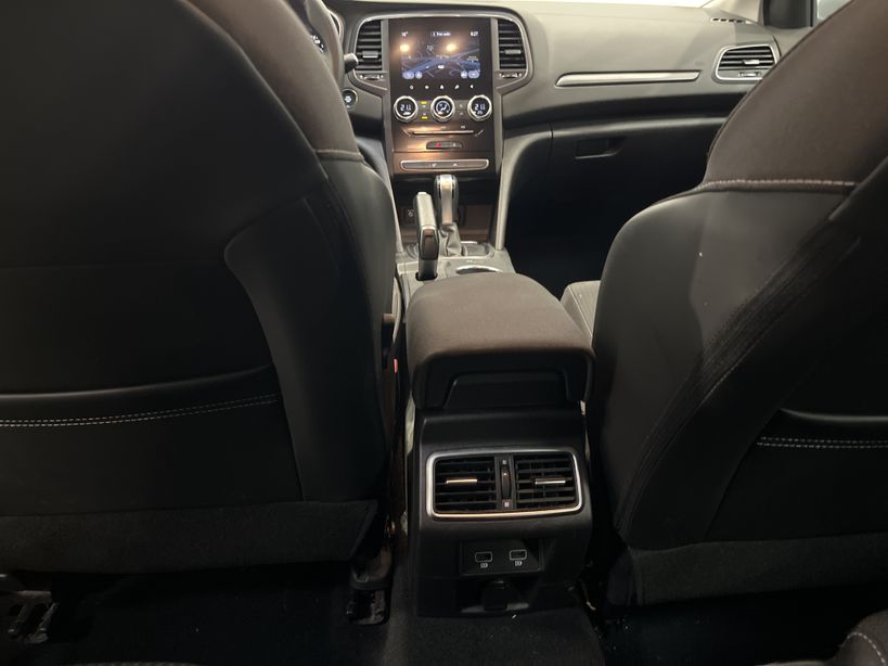 RENAULT MEGANE IV ESTATE 2022 - Photo n°37