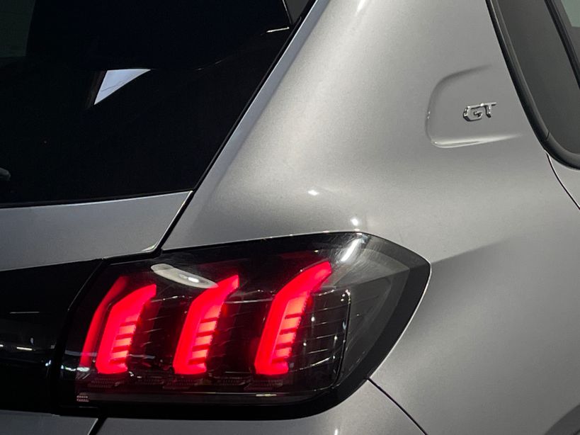 PEUGEOT 208 2023 - Photo n°8