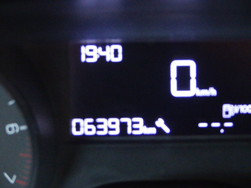 PEUGEOT 208 2014 - Photo n°4