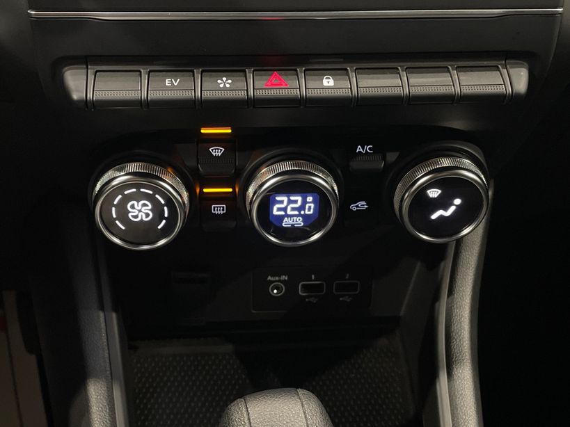 RENAULT CAPTUR 2023 - Photo n°17