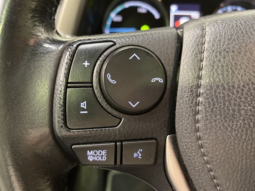 TOYOTA RAV4 HYBRIDE RC18 PRO 2019 - Photo n°24